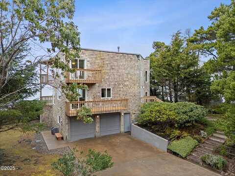 4445 Jack Pine Avenue, Depoe Bay, OR 97341