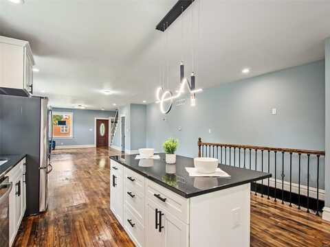 4224 California, Saint Louis, MO 63111