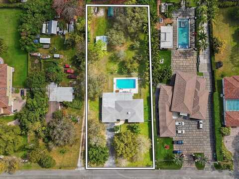 6145 SW 85th Ave, Miami, FL 33143