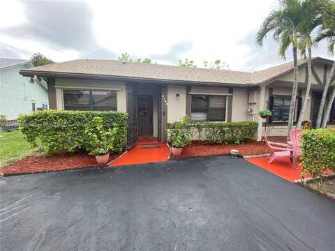 8108 NW 100th Way, Tamarac, FL 33321