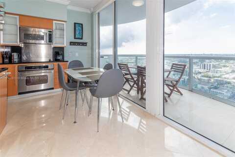 6365 Collins Ave, Miami Beach, FL 33141