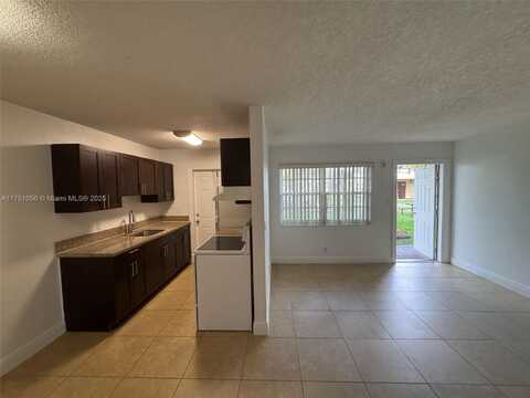 2900 NE 17th Ave, Pompano Beach, FL 33064