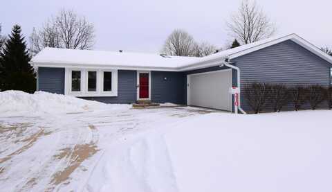 210 S Orchard St, Thiensville, WI 53092