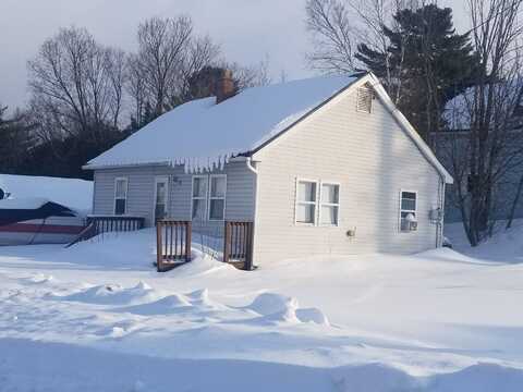 18 Access Highway, Limestone, ME 04750