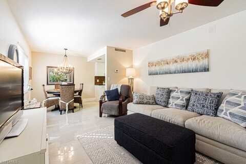 3126 Kings Lake, NAPLES, FL 34112