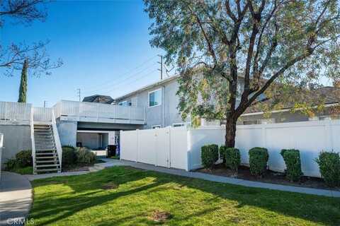 20707 Dot Street, Saugus, CA 91350