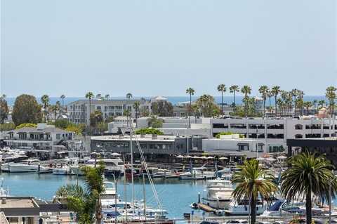 231 Santa Ana Avenue, Newport Beach, CA 92663