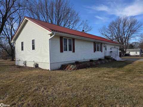 4655 NE 41st Avenue, Des Moines, IA 50317