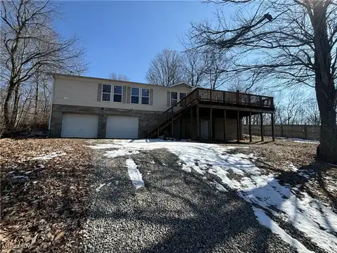 2930 Pure Country Drive, Zanesville, OH 43701