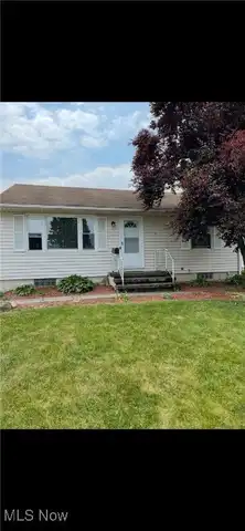 742 Orrville Avenue, Cuyahoga Falls, OH 44221