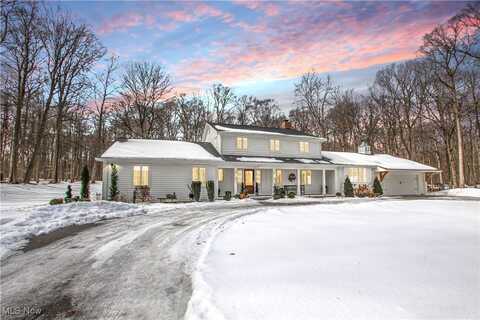 1810 Woodstock Road, Gates Mills, OH 44040