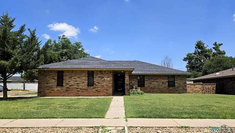 320 Kathie Drive, Clovis, NM 88101