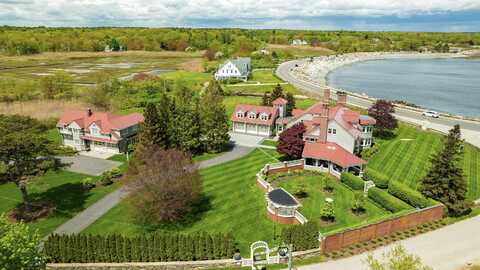 34 Willow Avenue, North Hampton, NH 03862