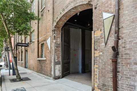 402 JULIA Street, New Orleans, LA 70130