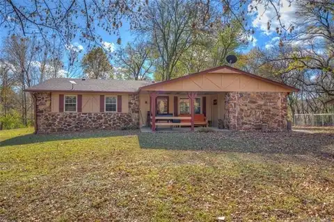 2221 Hudson Lake Road, Bartlesville, OK 74003