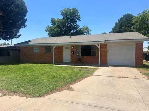 1307 S Harry, Monahans, TX 79756