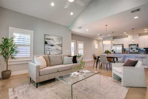 1621 Kyle Avenue, Dallas, TX 75208
