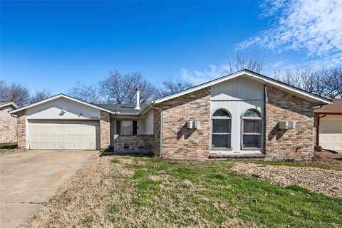 3518 Glenda Drive, Grand Prairie, TX 75052