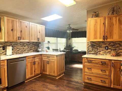 900 AQUA ISLES BLVD, LABELLE, FL 33935