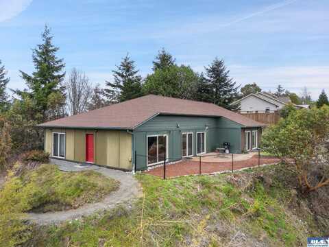 1418 Towne, Sequim, WA 98382