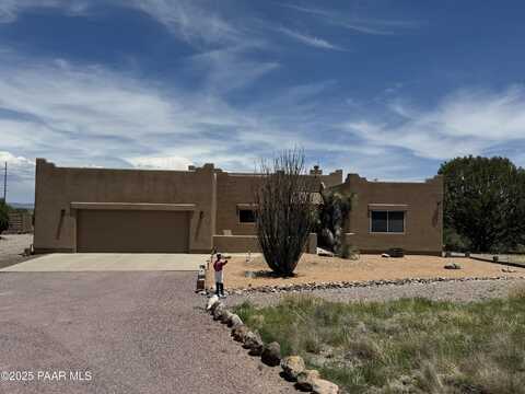 2350 W Gunsite Road, Paulden, AZ 86334
