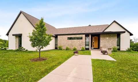 W4038 MAPLEWOOD Lane, FOND DU LAC, WI 54937