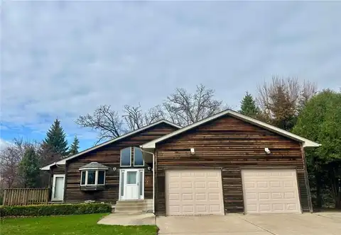 732 Hi Park Avenue, Red Wing, MN 55066
