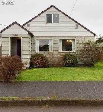 520 CEDAR AVE, Tillamook, OR 97141