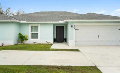 837 SW Tulip Boulevard, Port Saint Lucie, FL 34953