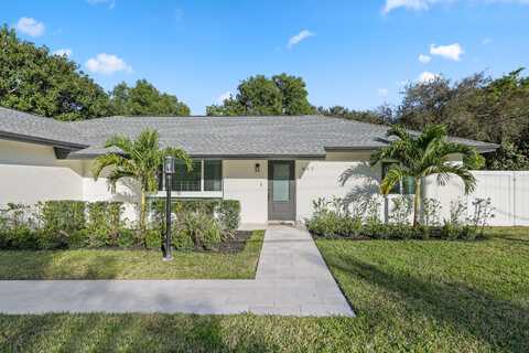 632 E Conference Drive, Boca Raton, FL 33486