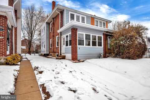 5 E AVON ROAD, BROOKHAVEN, PA 19015