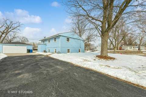 38 Thrush Road, Carpentersville, IL 60110