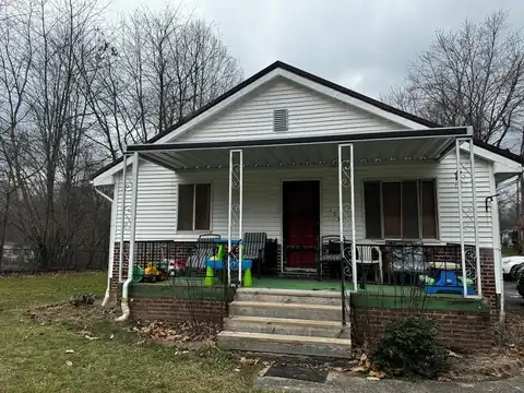 153 EASTON STREET, BECKLEY, WV 25801