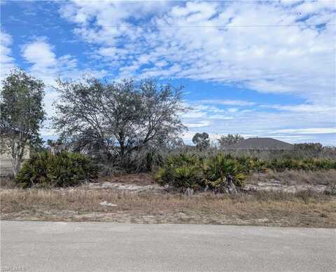 2612 70th, LEHIGH ACRES, FL 33971