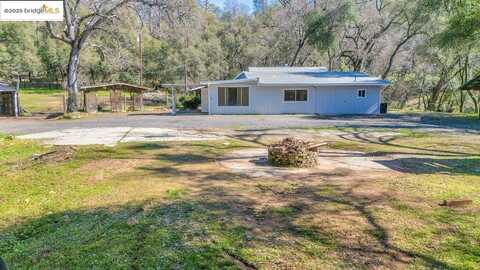 18889 Black Oak Rd, Sonora, CA 95370