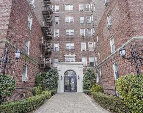 868 East 7th Street, Brooklyn, NY 11230