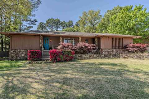 1600 Clover Circle, Paragould, AR 72450