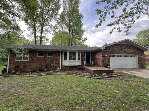 609 Spencer Dr, Paragould, AR 72450