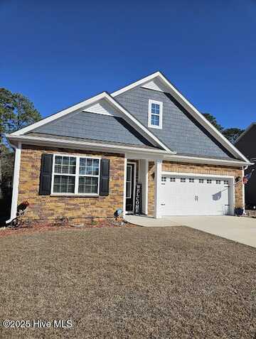 110 Ballantine Grove Lane, Newport, NC 28570