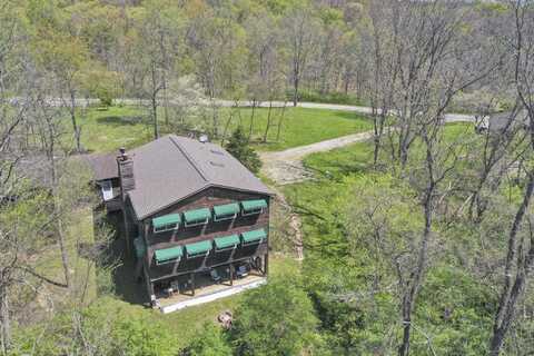 2098 Maya Lane, Sugar Grove, OH 43155