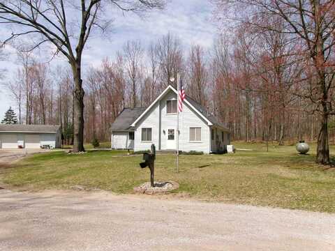 7720 Karen Dr., Lake, MI 48632