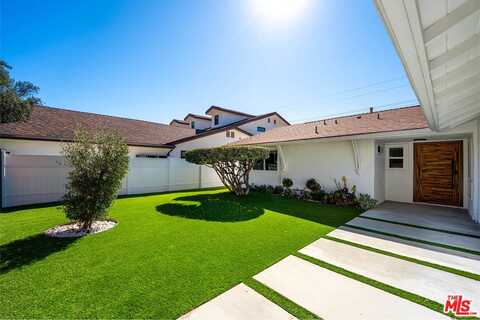 5521 Ruthwood Dr, Calabasas, CA 91302