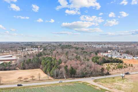 Oakridge Farm Highway, Mooresville, NC 28117