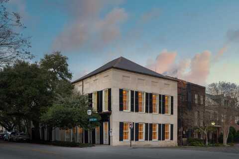 90 E Bay Street, Charleston, SC 29401