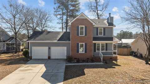 6215 Hedingham Drive, Hope Mills, NC 28348