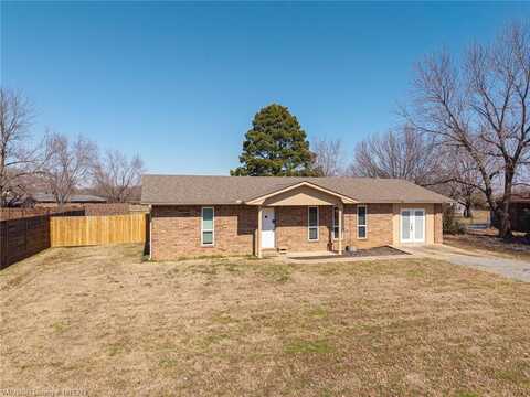 103 Oak ST, Pocola, OK 74902