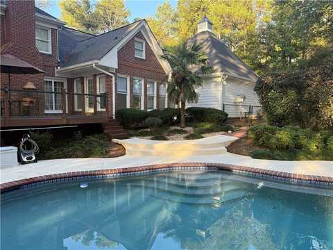 3320 Donegal Way, Snellville, GA 30039