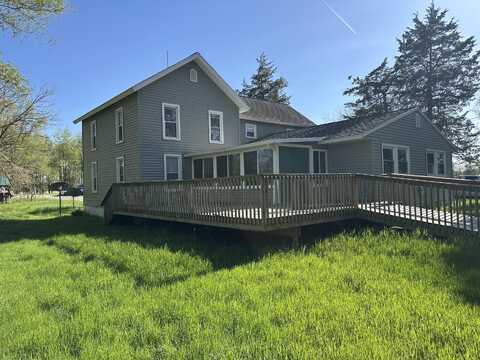 220 133rd Avenue, Wayland, MI 49348