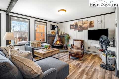 220 Charters Hills Road, Beech Mountain, NC 28604