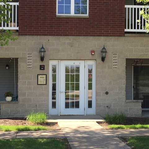 4361 York Place, IowaCity, IA 52245